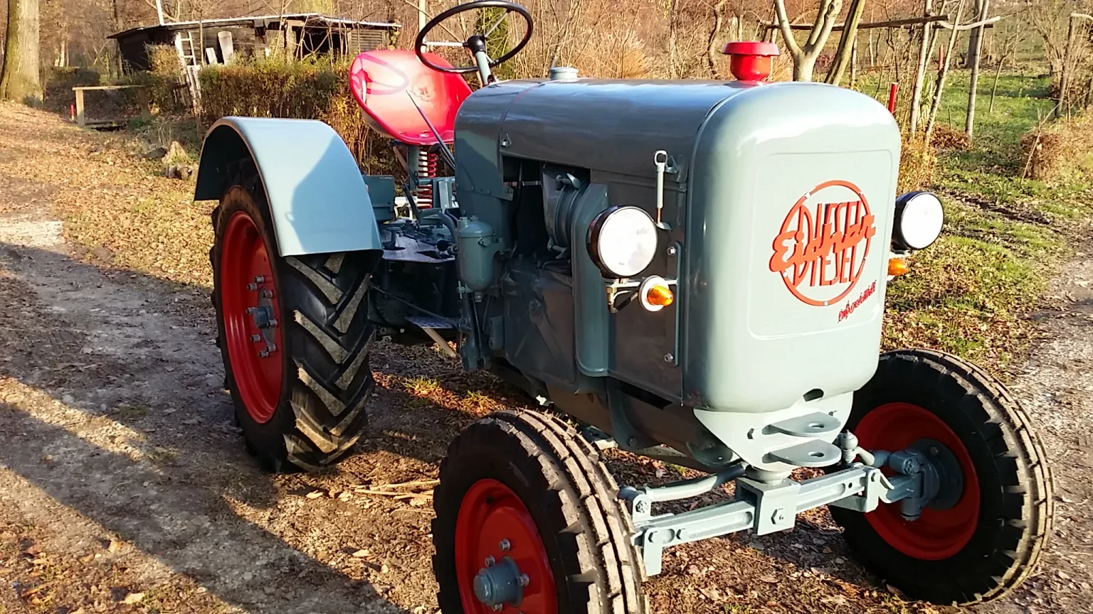 archive image 3 for the Eicher Schlepper project