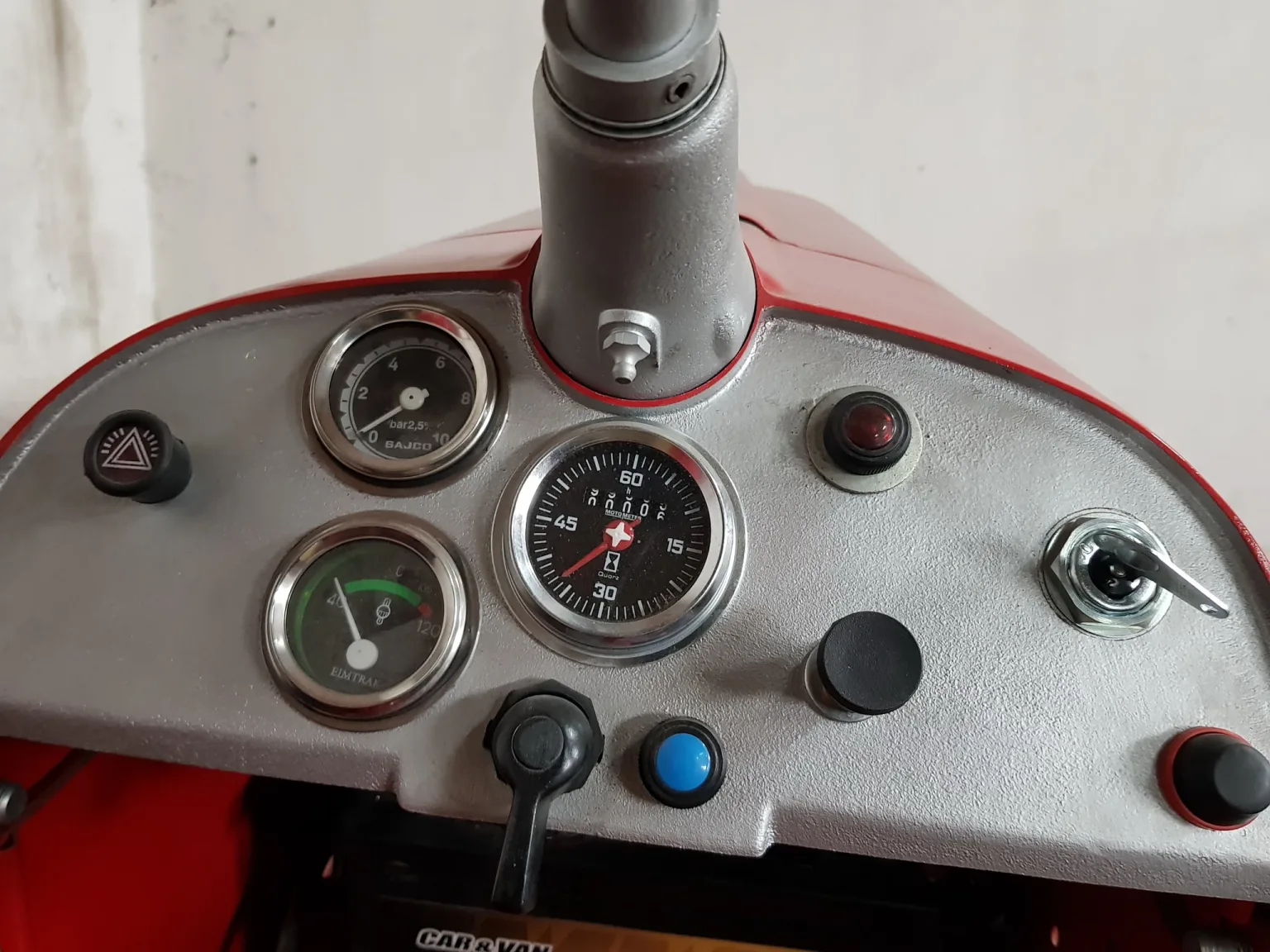 Archivbild 16 zum Projekt Porsche-Diesel Super 308