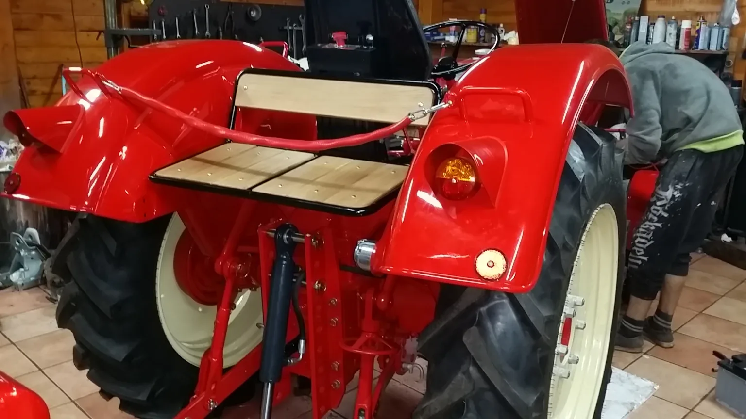 Archivbild 2 zum Projekt Porsche-Diesel Super Export 329