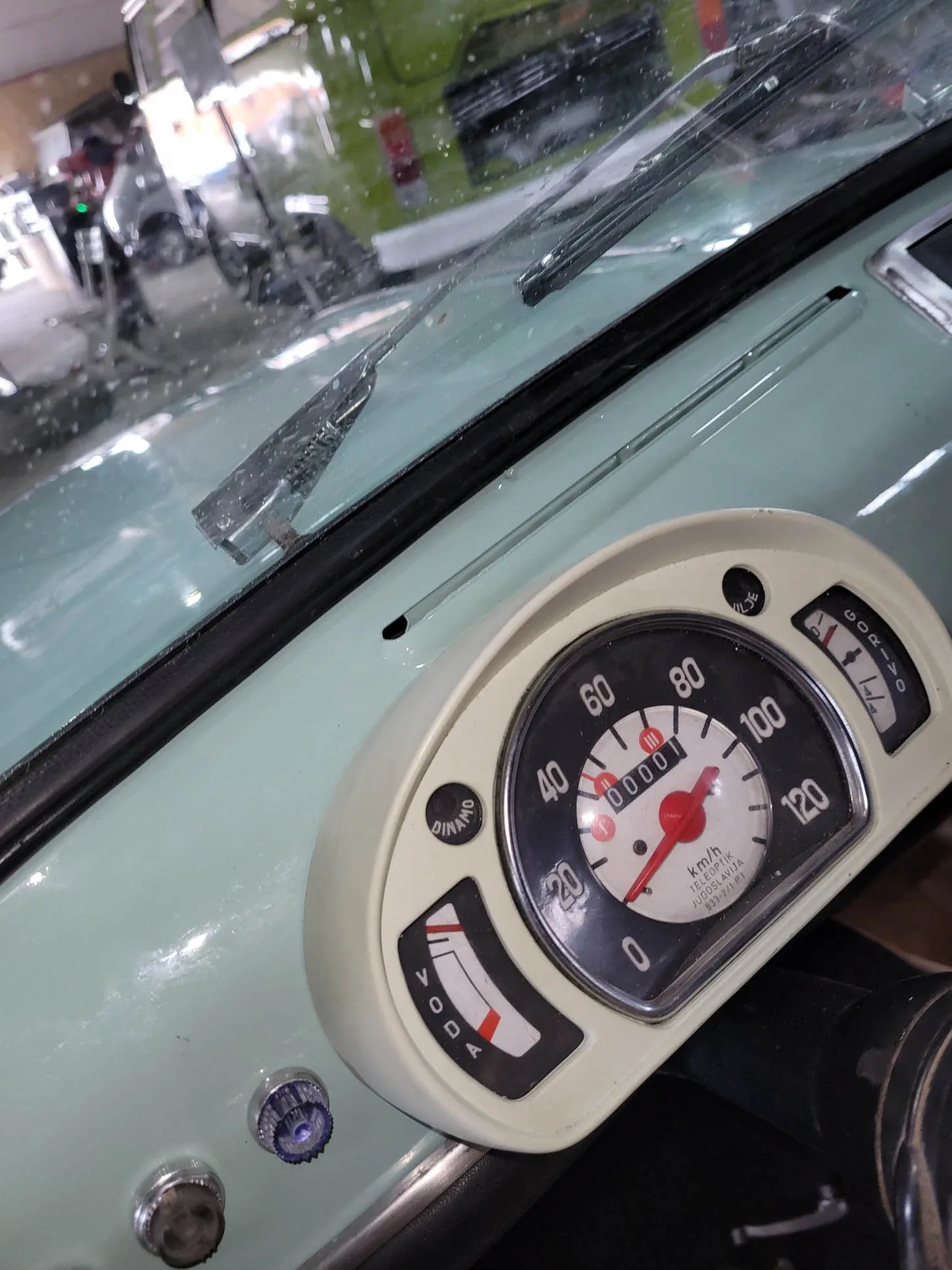 Archivbild 5 zum Projekt Zastava 750