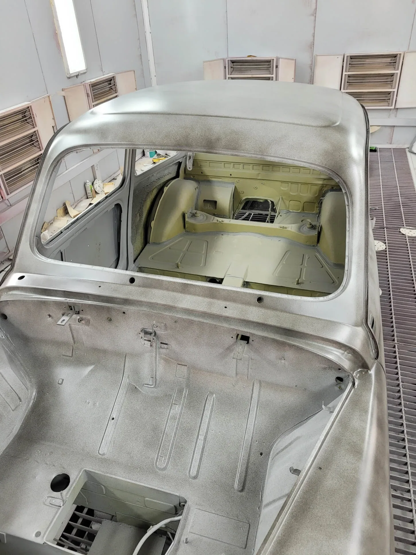 Archivbild 6 zum Projekt Zastava 750