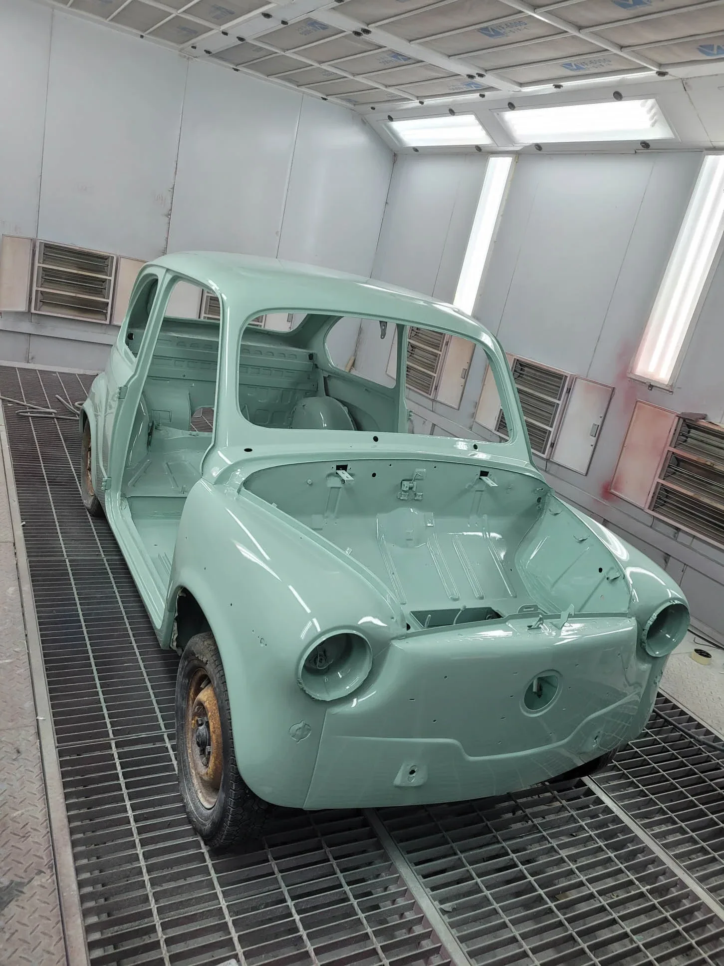 Archivbild 11 zum Projekt Zastava 750